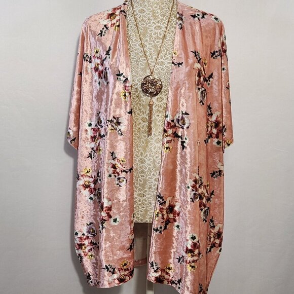 Do Everything in Love Women's One Size Velour Floral Kimono Cardigan Cover-Up - Picture 1 of 16
